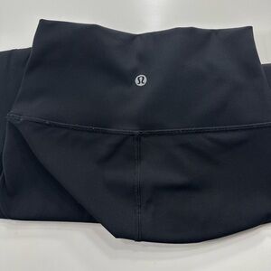 lulu wunder train leggings